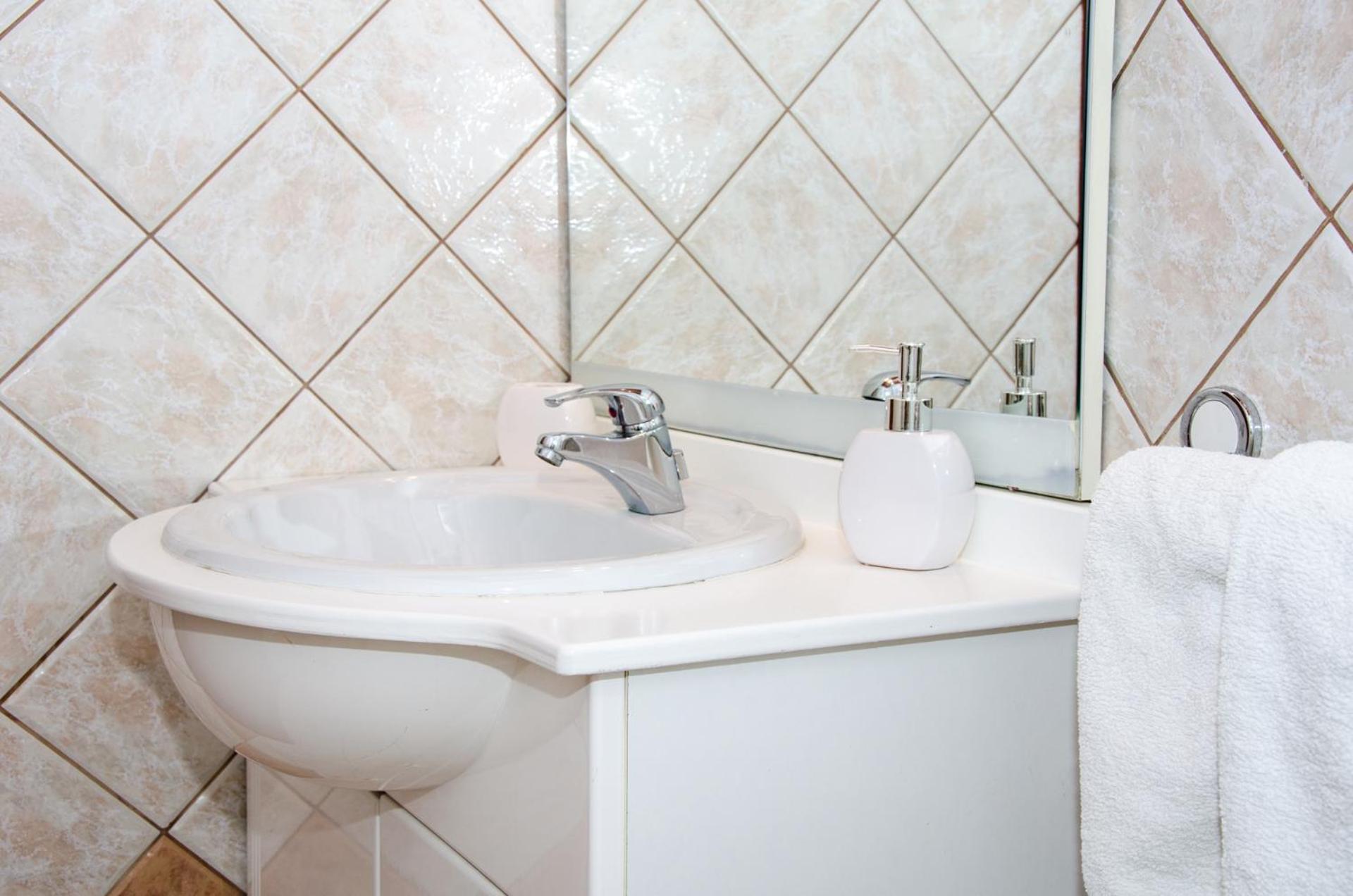 Guesthouse Ruza - Apartments Senj  Rum bild